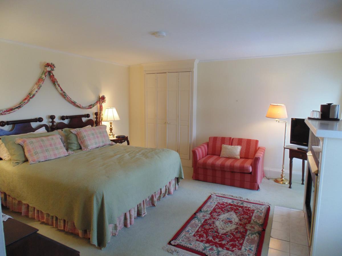 William Seaward Inn 웨스트필드 외부 사진